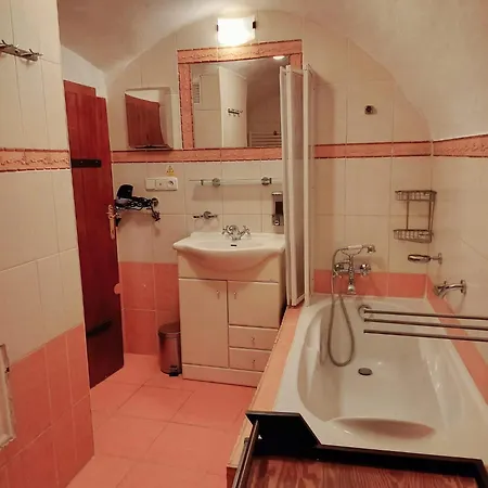 Casa de hóspedes Nina 3*